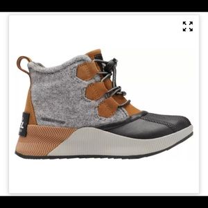 Sorel youth out n about classic